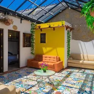 La Casa De Las Plazas Gasthuis
